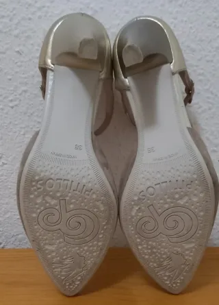 Zapatos de tacón Pitillos mujer beige y oro