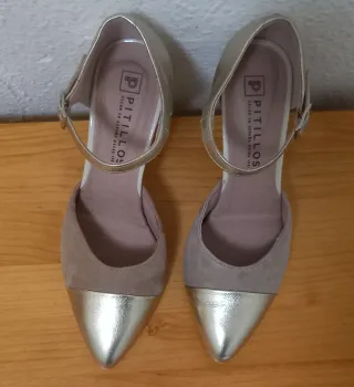 Zapatos de tacón Pitillos mujer beige y oro