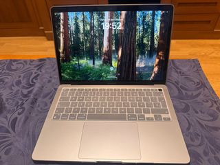MacBook Air Plata M1 13”