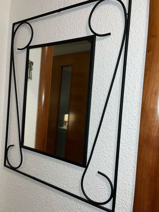 Conjunto de muebles de forja.