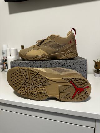 Nike Jordan MVP Marrón y Rojo