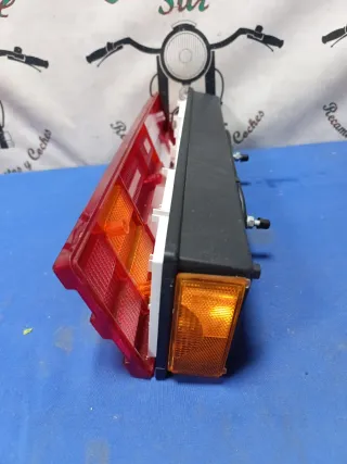 Piloto trasero Mercedes Actros SK