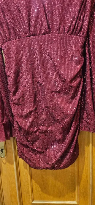 Vestido fiesta lentejuelas rojo.  Pura Vida