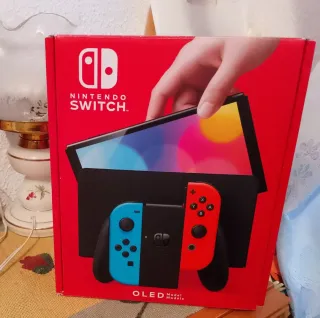 Nintendo Switch OLED Azul/Rojo