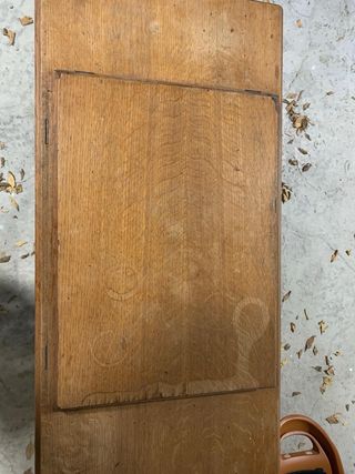 Máquina de coser Singer con mesa de madera