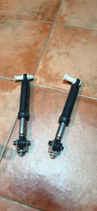 Motor lavadora Indesit. MOD. EWE81252W.