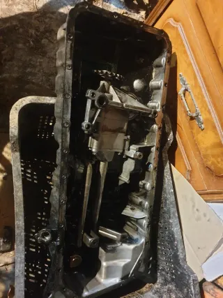 Carter de aceite y bomba mercedes ML270