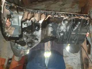 Carter de aceite y bomba mercedes ML270