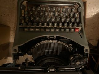 Máquina de escribir Lexicon 80