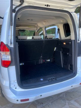 Ford Tourneo Courier 2017