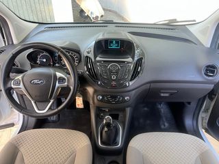 Ford Tourneo Courier 2017