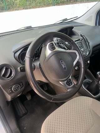 Ford Tourneo Courier 2017