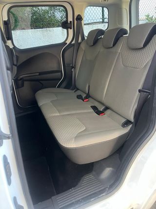 Ford Tourneo Courier 2017