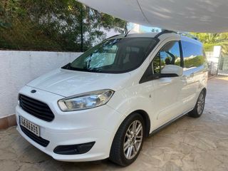 Ford Tourneo Courier 2017
