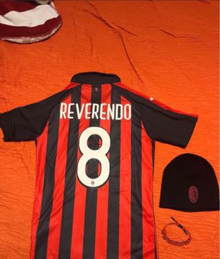 Pull Olympique de Marseille + camiseta AC Milan