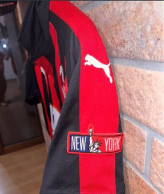 Pull Olympique de Marseille + camiseta AC Milan