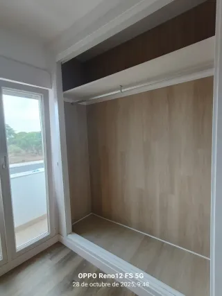 Suelo Laminado Puertas Armarios