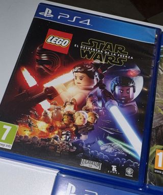 Proyector + PS4 + 5 Juegos