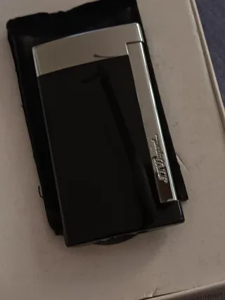 Mechero S.T. Dupont Negro y Plateado