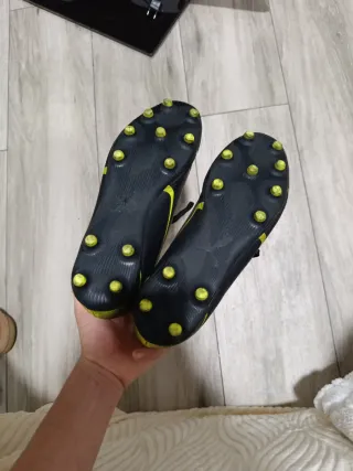 Zapatos Puma Fútbol Césped Talla 43