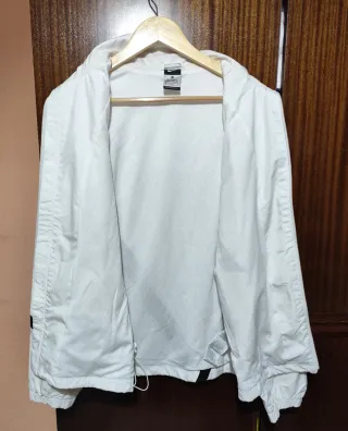 Chaqueta Nike Blanca