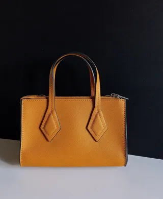 Bolso de mano Flora&Co