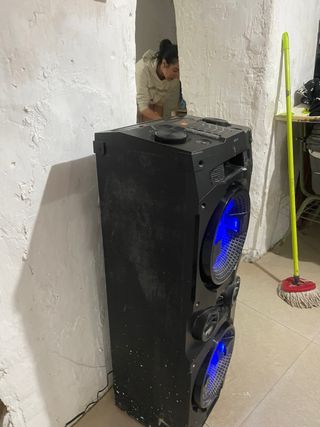 Altavoz Bluetooth Poss Negro