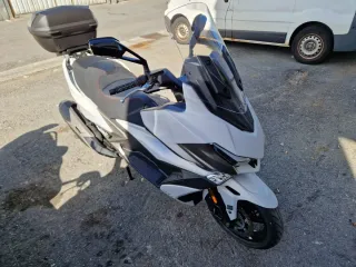 Kymco Xciting 400
