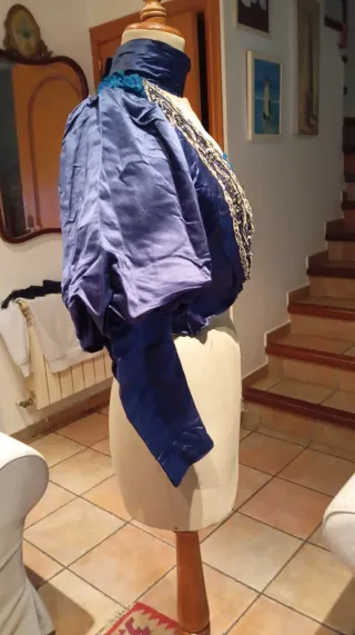Chambra o corpiño victoriano.