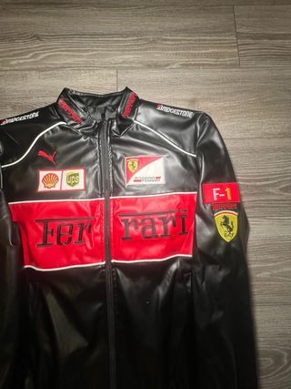 Chaqueta Ferrari Polipiel Negra y Roja