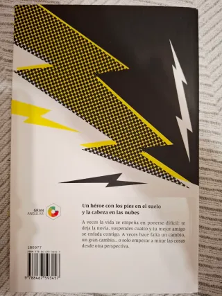 Nunca Seré Tu Héroe Español