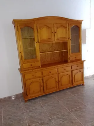 Armadio in legno massello