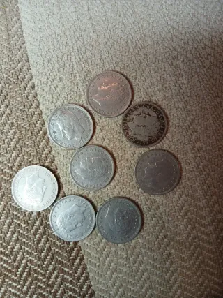 8 Monedas 5 Pesetas