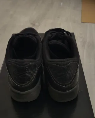 Nike Air Max 90 Ultra 2.0 Essential, talla 38,5