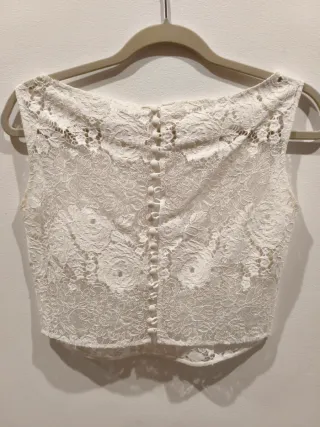 Traje de novia con conjunto y biker a juego