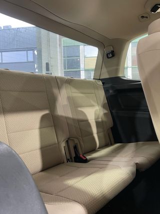 Volkswagen Touran 2011