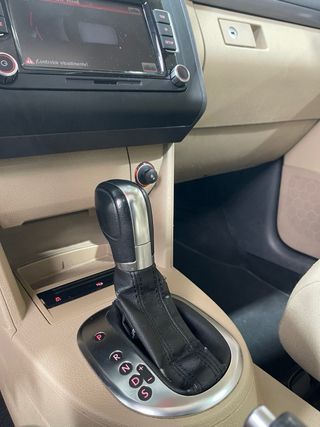 Volkswagen Touran 2011