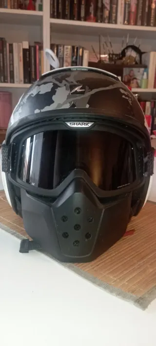 Casco Shark camouflage
