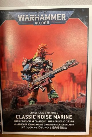 Marine Ruidoso Warhammer 40K en matriz