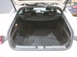 Mercedes CLA CLA 200 D DCT 4MATIC Shooting Brake