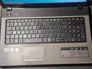 Acer Aspire 7741ZG Portátil