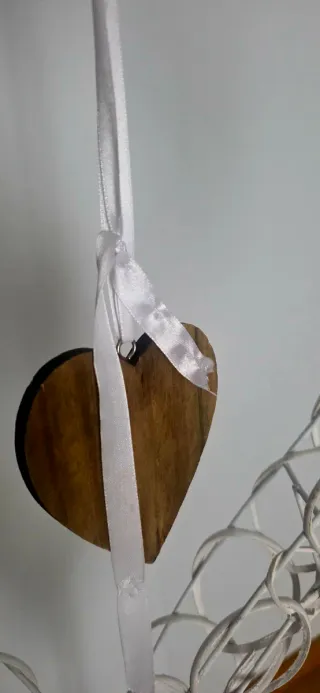 Corazón de mimbre blanco decorativo