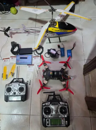 Dron y helicóptero RC con controles