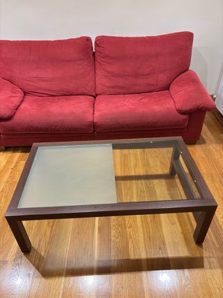 Mesa de centro madera oscura y cristal