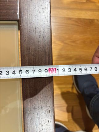 Mesa de centro madera oscura y cristal