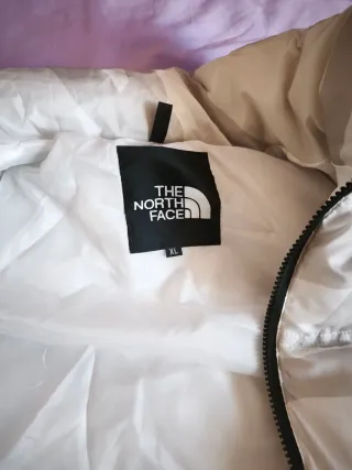 Chaleco The North Face gris y blanco