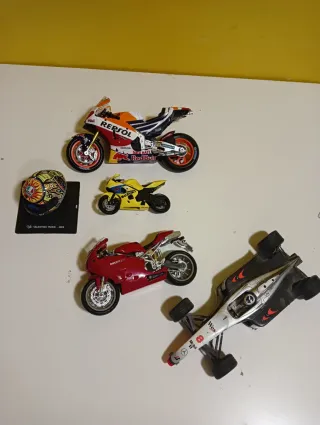 Lote Motos y Coche F1 Juguete