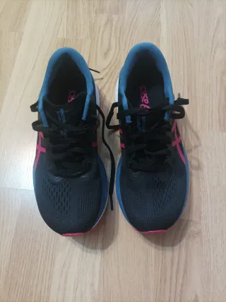 Zapatillas ASICS Magic Speed 4 Negras/Rosa