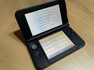 Nintendo 3DS XL Edición Pokémon X  Y