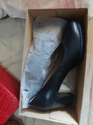 Zapatos de tacón negros talla 41